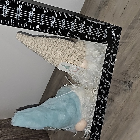 2 Light Up Gnomes - Picture 7 of 7